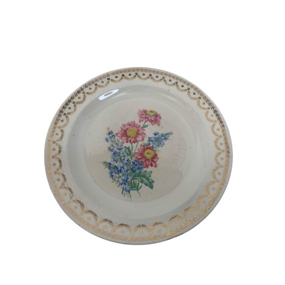 Vintage 50s Cosmopolitan Diana Gilded Dinnerware Plates Floral Design 8171 - Picture 2 of 10